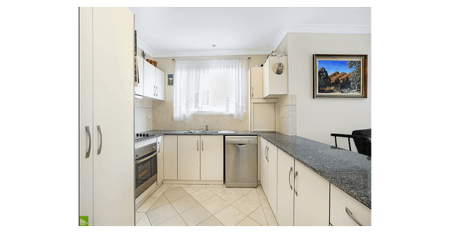 3 bedroom Villa with Double Garage - Photo 4