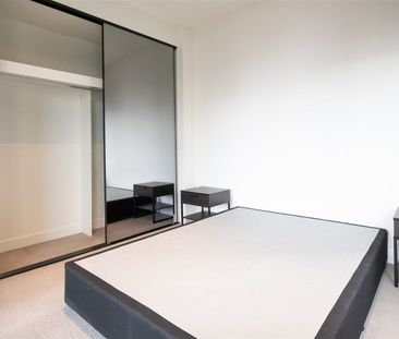 Partially Furnished Spacious Fulton Apartment - Photo 4