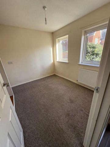 2 bedroom property to rent - Photo 4