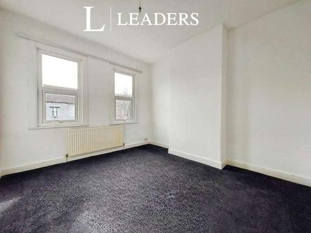 South Avenue, Southend-on-sea, SS2 - Photo 3