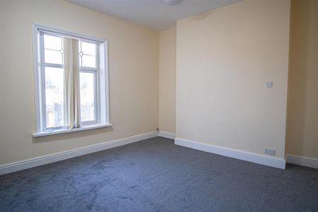 4 bedroom terraced house to rent - Photo 4