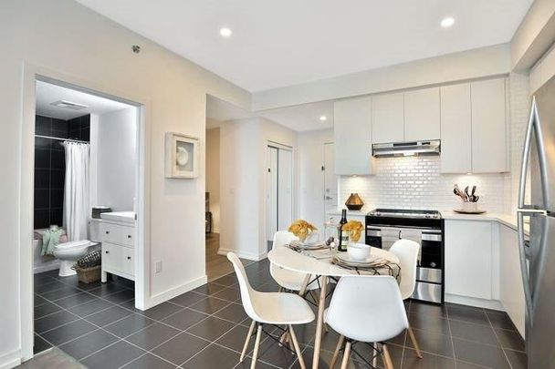 For Lease - 2490 Old Bronte Road Unit# 318, Oakville, Ontario - Photo 1