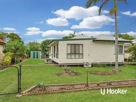 31 Chigwell Street, Wavell Heights QLD, Belconnen - Photo 3