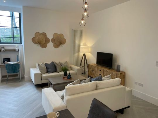 1 Bed Flat, Normal Avenue, G13 - Photo 1