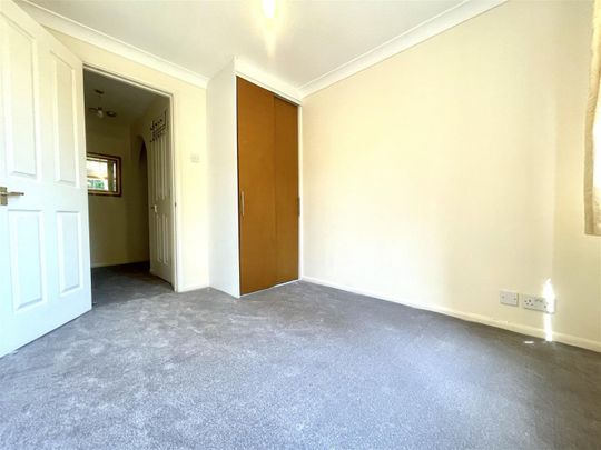 1 Bedroom Flat To Let - Photo 1