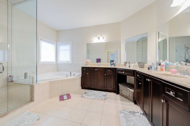 For Lease - 552 Valley Vista Drive, Vaughan, Ontario - Photo 1