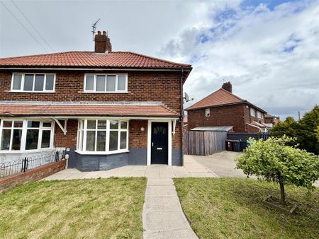 3 bedroom semi-detached house to rent - Photo 5