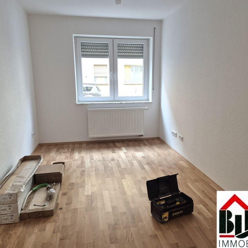 *Frisch modernisiert - 3 Zimmer - Bad mit Fenster - ruhige Seitenstraße* - Photo 1