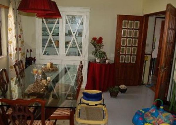 Arrendo apartamento T2 em Agualva Cacem