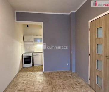 Pronájem bytu 1+kk 37 m2 - Photo 1