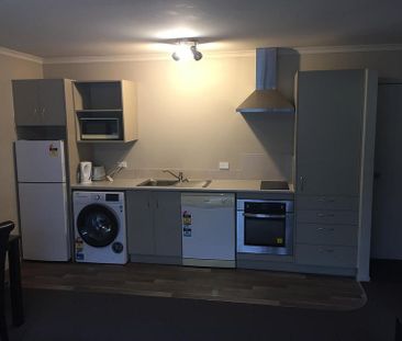 Chic 1BR Unit w/ Courtyard & Parking! - Photo 1