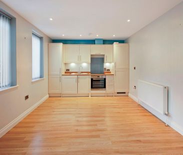 Thornbury, Bristol, Gloucestershire, BS35 2BS - Photo 3