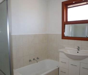 2 Bedroom Unit in Clayton South - Photo 6