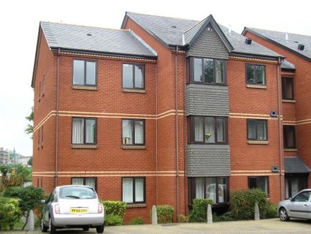 2 bedroom flat to rent - Photo 5