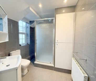 Room in a Shared House, Station Parade, W3 - Photo 4
