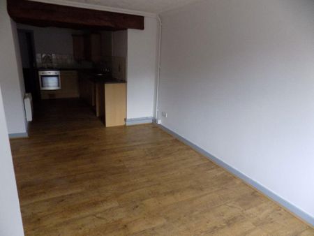 2 bedroom maisonette to rent - Photo 3
