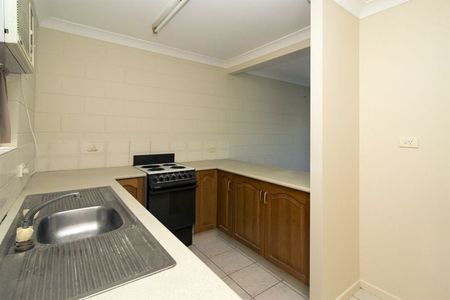 2/7 Palmerston Street, Pimlico - Photo 3