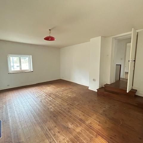 Location Maison 4 pièces 80m² ST BENOIT 86280 - Photo 1