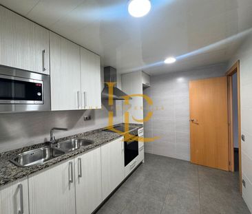 Piso de alquiler en Carrer del Nord, 55, Catalunya - Fontetes - Photo 2