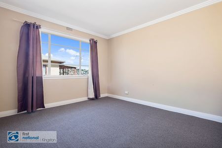 Centrally Located Home - Photo 4