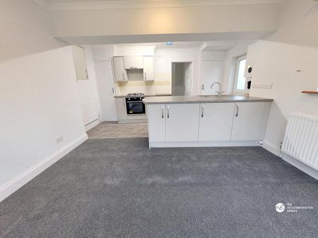 2 bedroom semi-detached house to rent - Photo 2