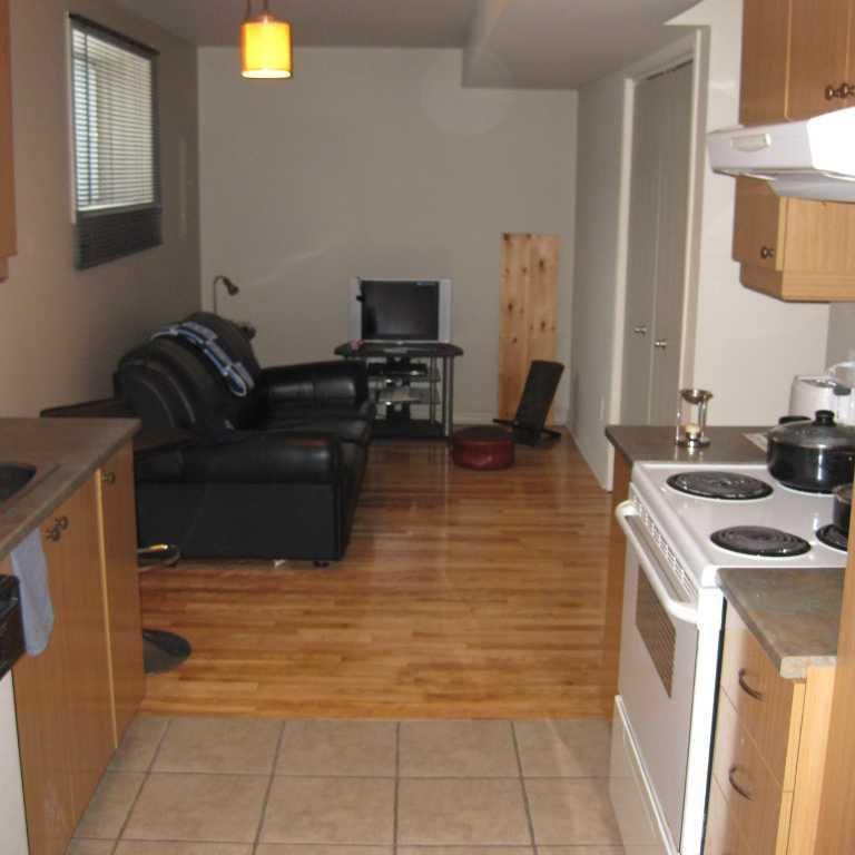 Bachelor 3 1/2 à louer - Photo 1