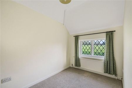 2 bedroom semi-detached house to rent - Photo 3