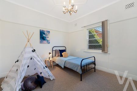 37 Steel Street, Hamilton NSW 2303 - House For Rent | Domain - Photo 4