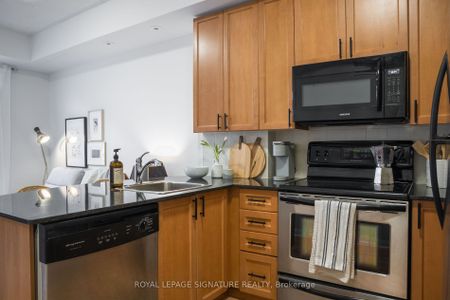 For Lease - 68 Carr Street Unit# TH17, Toronto, Ontario - Photo 3