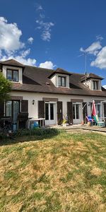 Maison sur sous-sol - 151,44 m² T6 - YEVRES - Photo 4