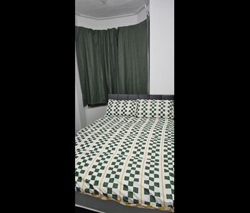 Room in a Shared House, Staniforth Road, S9 - Photo 2