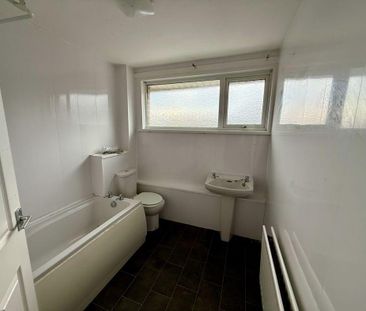 3 bed end of terrace house to rent in DH9 - Photo 3