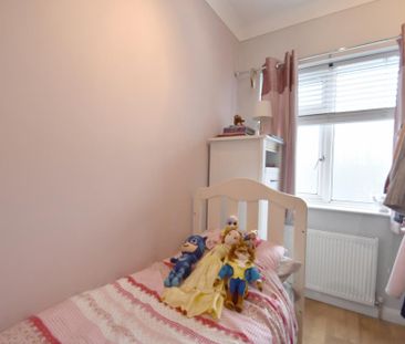 3 bedroom terraced house to rent - Photo 6