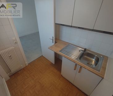 Location Appartement 1 pièce 25m² - Photo 2