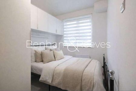 Transom Close, London, SE16 - Photo 3