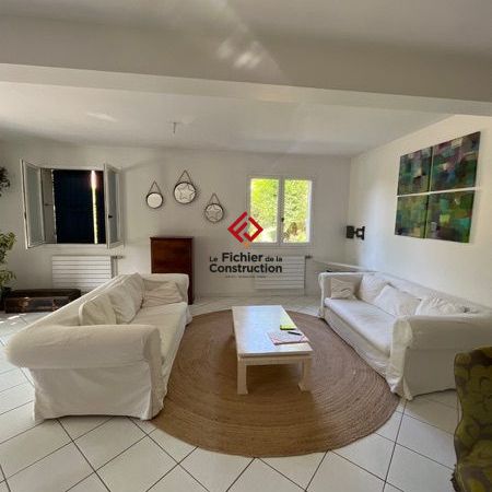 Location Maison 7 pièces 153m² ST ISMIER 38330 - Photo 1