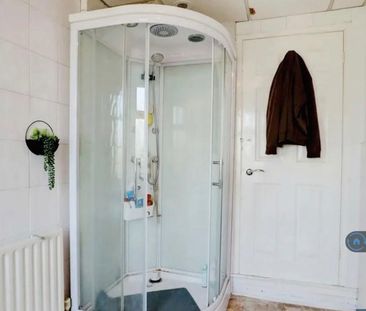 2 bedroom terraced house to rent - Photo 6