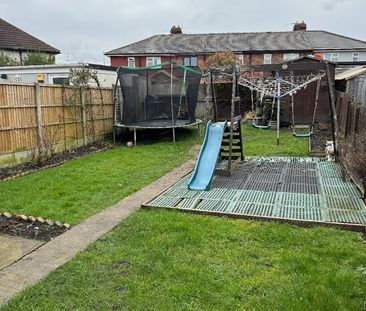 2 Bed Semi-Detached House, Neville Grove, LS9 - Photo 4