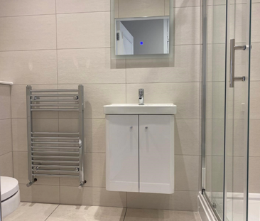 4 bedroom terraced house to rent - Photo 2