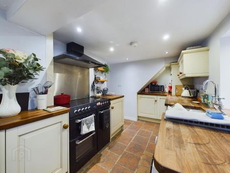 15 Arthur Street, Hillsborough, BT26 6AP - Photo 5