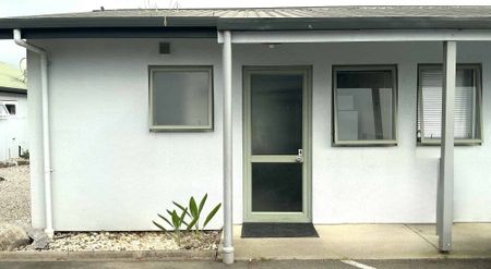 Modern Furnished Studio – Short-Term Accommodation | Appleby - Photo 3