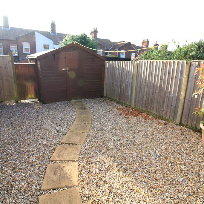 2 bedroom terraced house to rent - Photo 1
