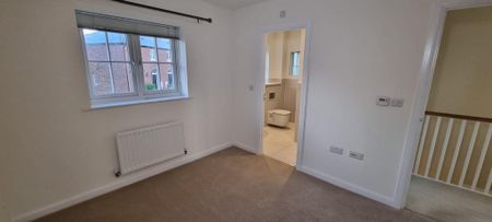 2 bedroom semi-detached house to rent - Photo 5
