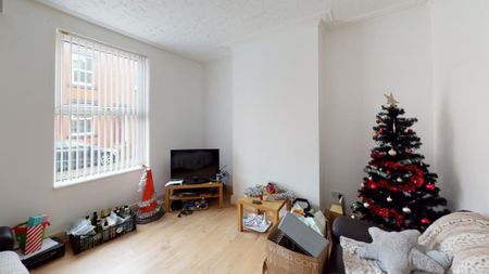 Beamsley Mount, Hyde Park - Photo 2