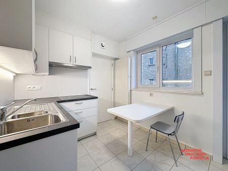 Ruim en hedendaags appartement met 3 slaapkamers - Photo 4