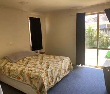 Welcome to 6 Grevillea Place, a tidy and comfortable home located i... - Photo 5
