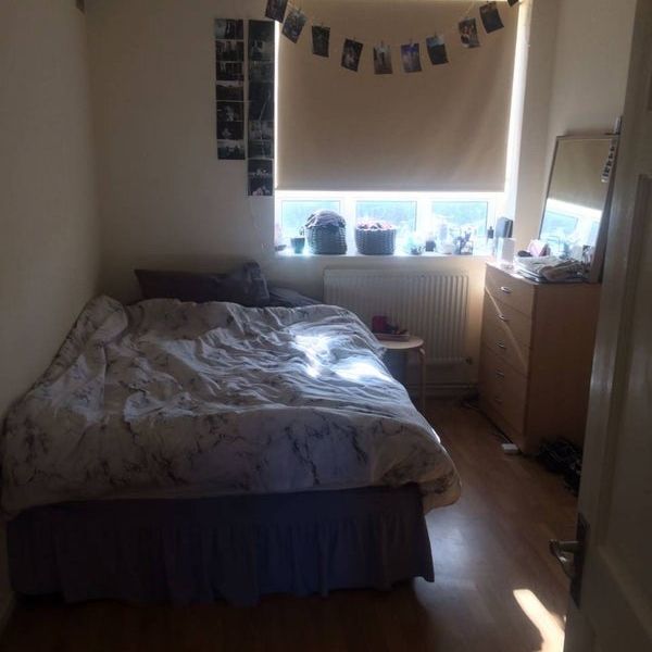 Room in a Shared Flat, Holsworthy House, E3 - Photo 1