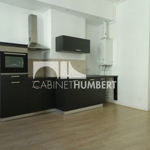 Location Appartement 2 pièces 47m² ST ETIENNE 42000 - Photo 2