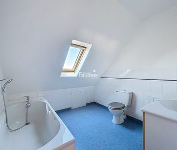 Location Maison 4 pièces 92m² CANISY 50750 - Photo 4
