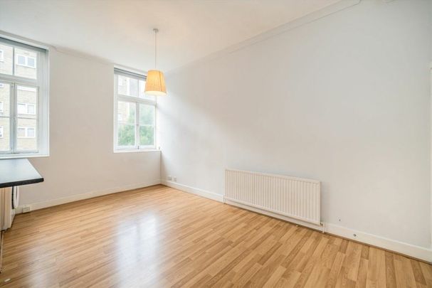 St. John Street, Clerkenwell, EC1V - Photo 1